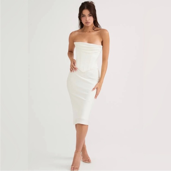 House of CB 'Sienna' Ivory Satin Strapless Corset Midi Dress NWOT - Picture 6 of 15